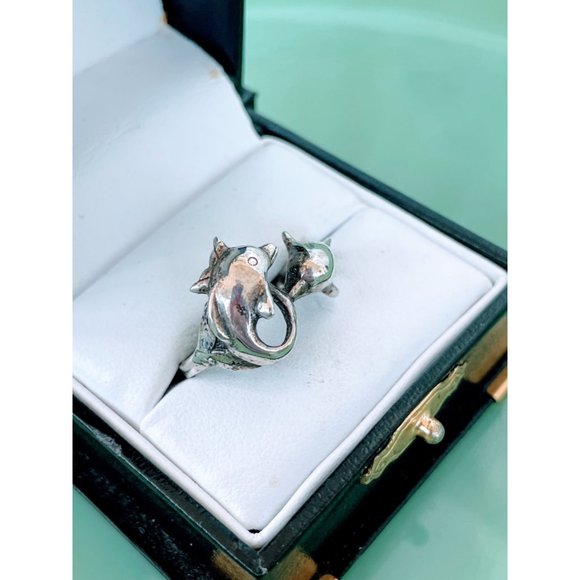 Vintage 925 Silver  Double Dolphin fish Ring Size 8.25 - Picture 5 of 11